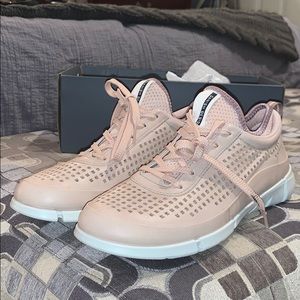Ecco Danish Design in Rose Dust